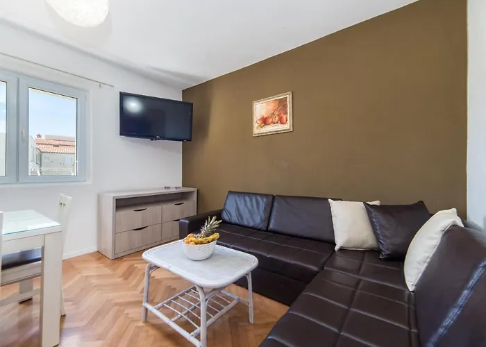 Alen Apartament *