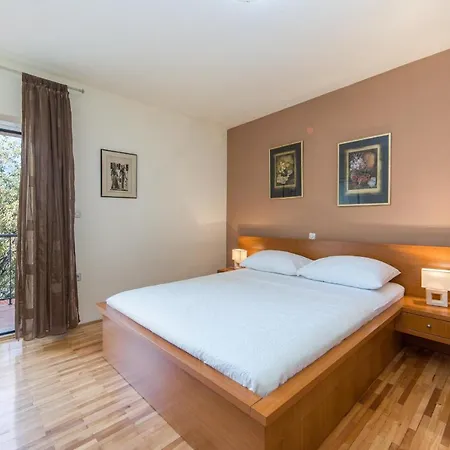 Alen Apartamento Makarska