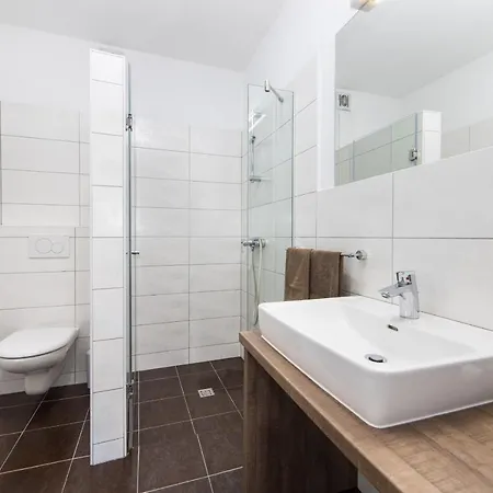 Alen マカルスカ