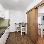 Apartment Alen *