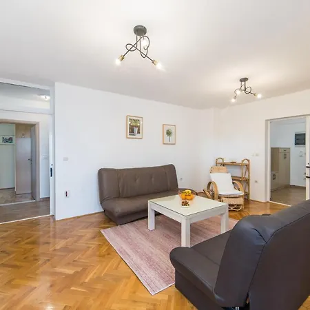 Apartment Alen Makarska